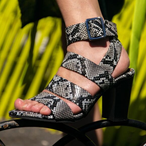 Vionic Blaire Snake Print Leather Strappy Block Heel Sandals Comfort Shoes 9.5 - Picture 2 of 13